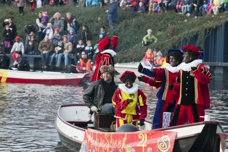 2011 Sint 076